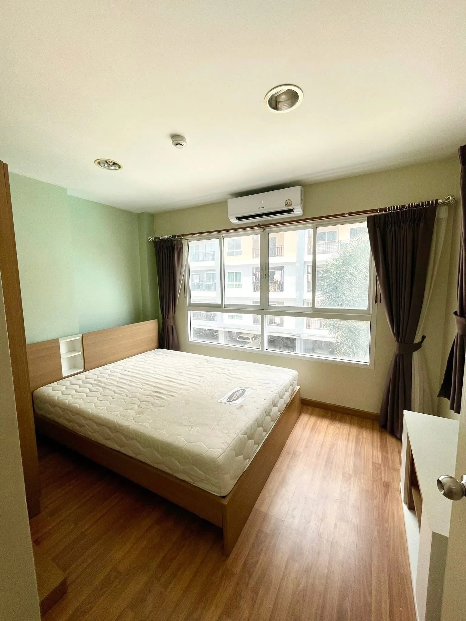 Property Main View