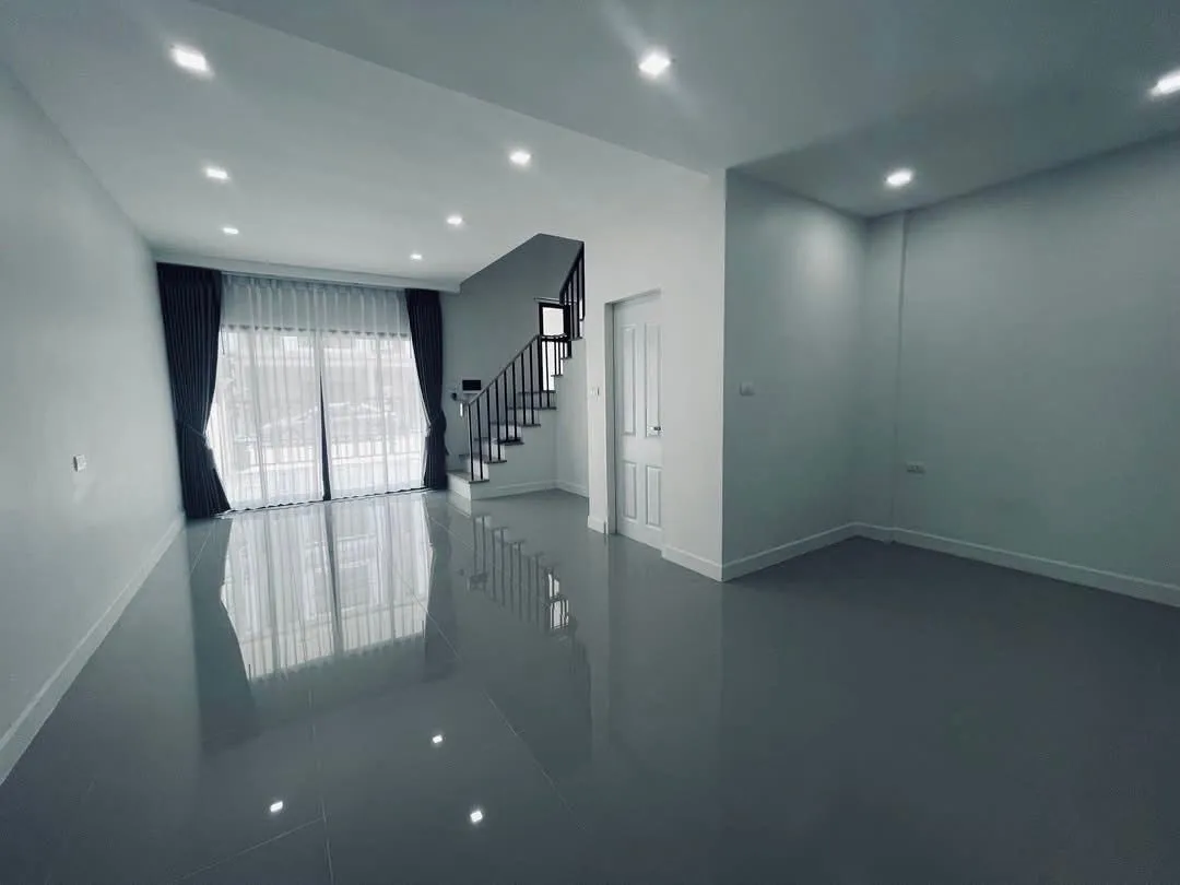 Property View 5