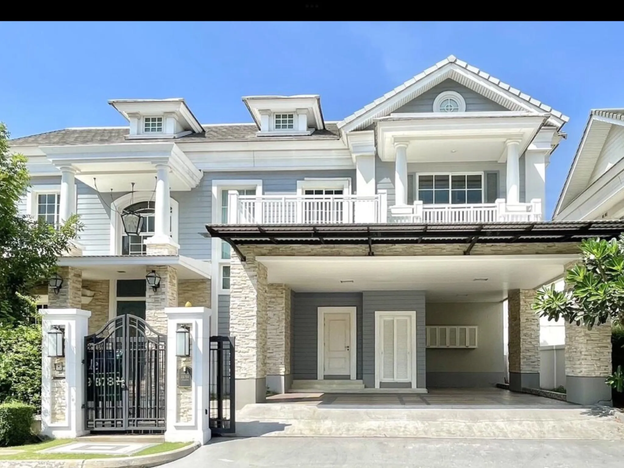 Property Main View
