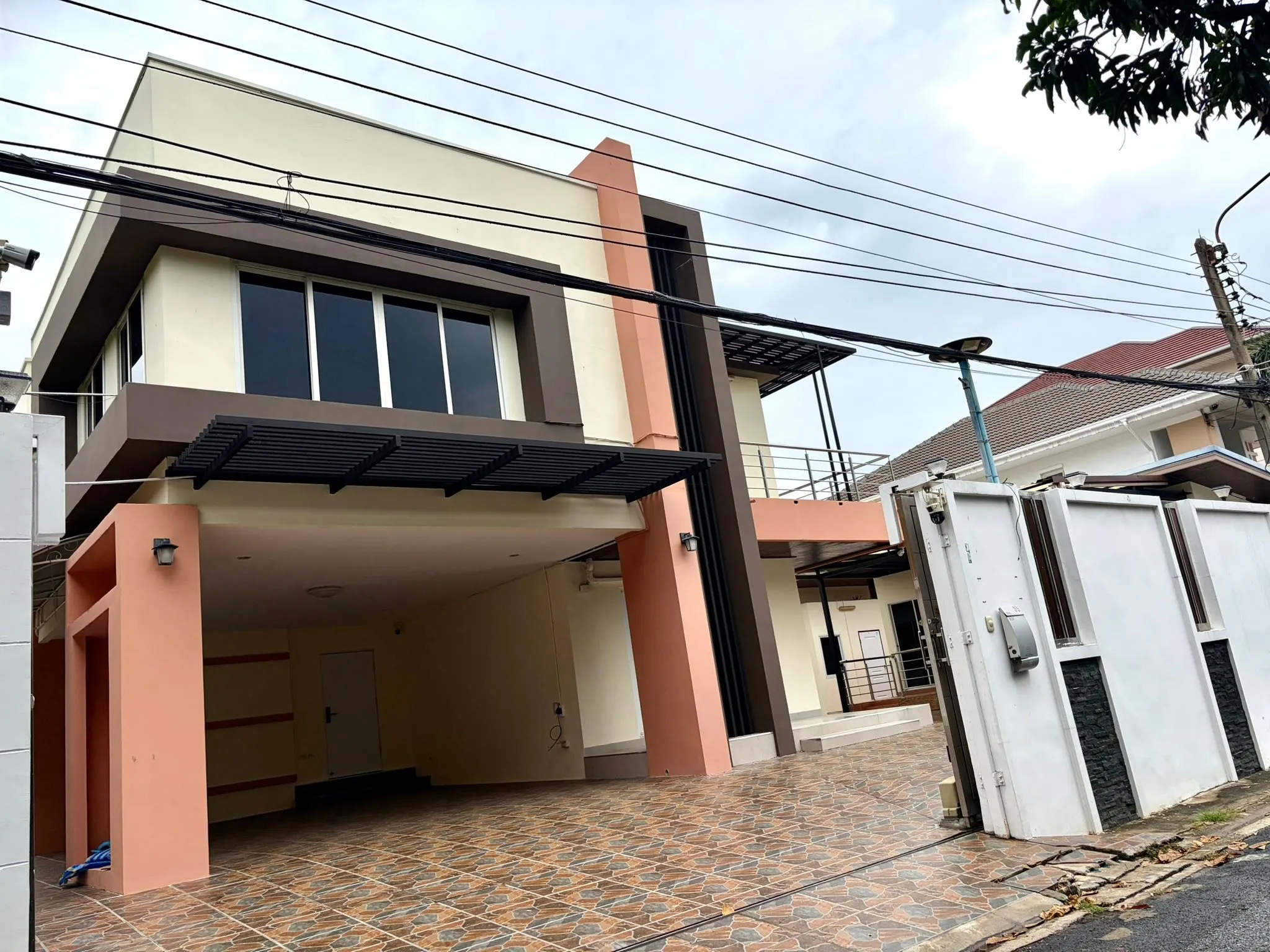 Property Main View
